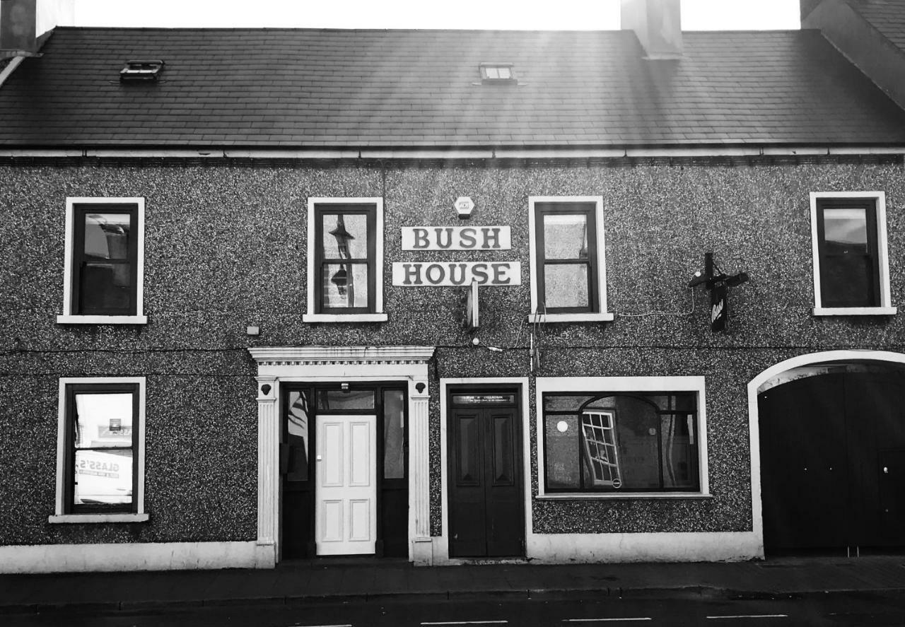 בושמילס Bush House Accommodation - The Distillery מראה חיצוני תמונה